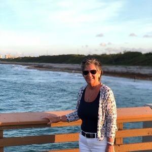 Meet your Posher, Carol